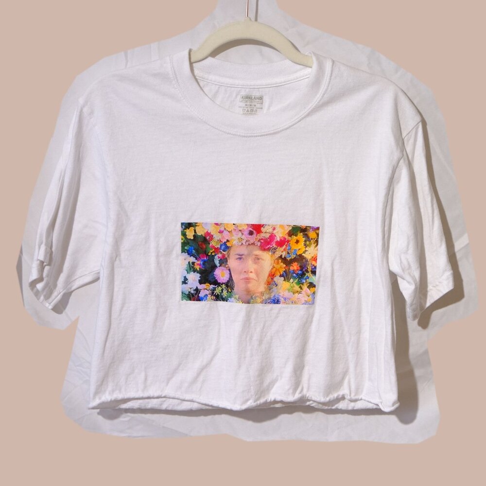 DIY Midsommar cropped tee